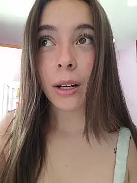 EmmaValencia  online show from 03/25/26, 06:47