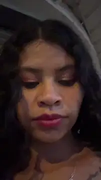 Snapshot of emilia_sexy09 chatting on 11/22/25, 11:48 emilia sexy09 online show from 11/22/25, 11:48