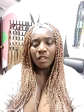 Alaya-15 online show from 11/26/25, 01:06