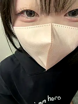 Snapshot of _JINA_tan chatting on 11/22/25, 04:22 JINA tan online show from 11/22/25, 04:22