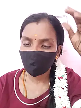 Snapshot of Tamil_Monika chatting on 10/11/25, 10:14 Tamil Monika online show from 10/11/25, 10:14