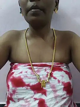 Snapshot of Tamil_Monika chatting on 06/12/26, 06:23 Tamil Monika online show from 06/12/26, 06:23