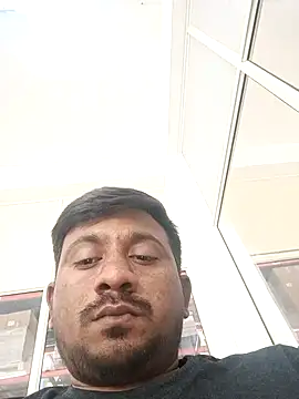 Snapshot of SlipperyRebound0 chatting on 11/23/25, 06:13 SlipperyRebound0 online show from 11/23/25, 06:13