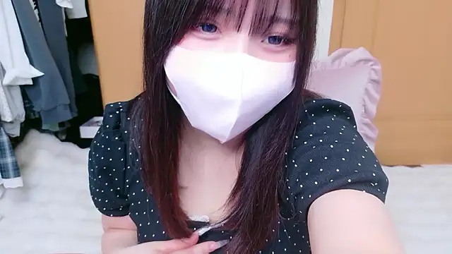 YUKINA 00 online show from 06/11/26, 12:14