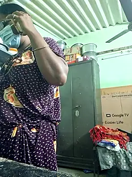 Tamilselviroja- online show from 11/28/25, 03:58