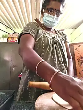 Tamilselviroja- online show from 12/20/25, 09:16