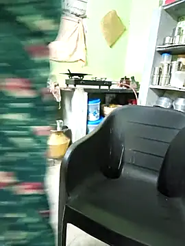 Tamilselviroja- online show from 04/03/26, 03:43