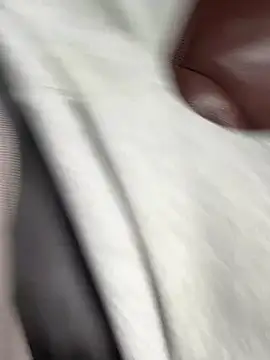 Snapshot of heet1998 chatting on 01/18/26, 10:19 heet1998 online show from 01/18/26, 10:19