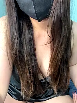 Snapshot of Sexy_dancing_girl chatting on 11/21/25, 03:22 Sexy dancing girl online show from 11/21/25, 03:22