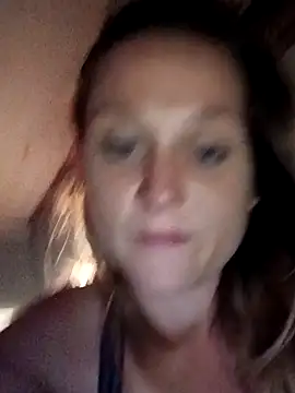 Queen2454 online show from 04/10/26, 07:02