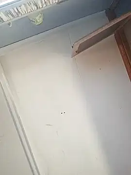 Queen2454 online show from 04/11/26, 03:27