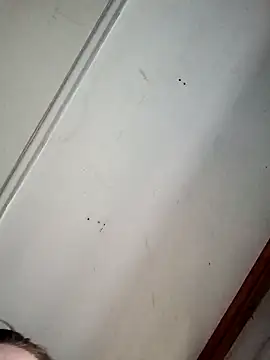 Queen2454 online show from 04/19/26, 01:49