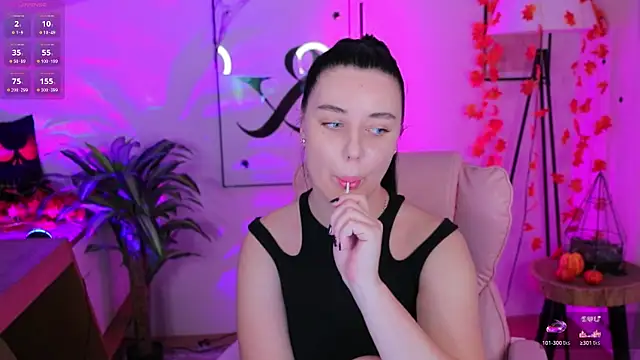 Snapshot of Black___Barbie chatting on 11/03/25, 10:53 Black   Barbie online show from 11/03/25, 10:53