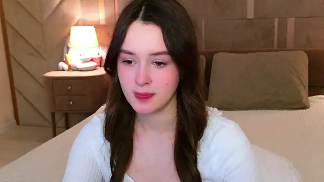 EvaSwen online show from 04/16/26, 05:52