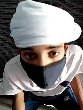 your crush 2 online show from 10/03/25, 08:55