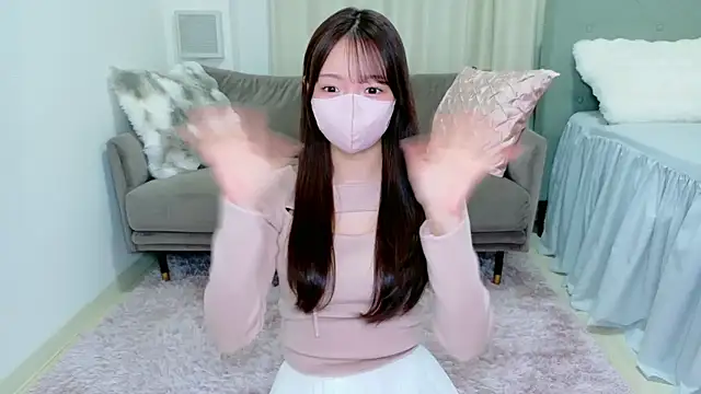 Snapshot of Seira__nn chatting on 11/25/25, 01:11 Seira nn online show from 11/25/25, 01:11