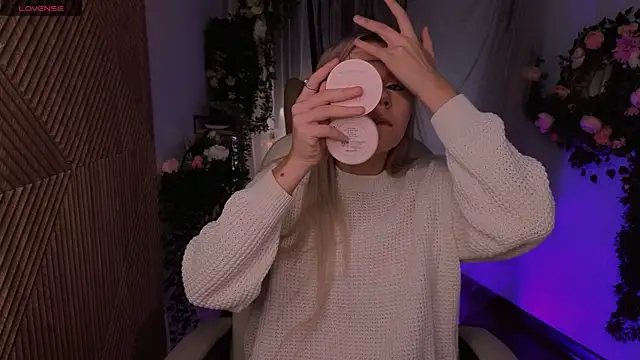 kitten murray  online show from 11/19/25, 05:51