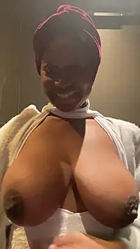 tia   fox online show from 02/02/26, 07:34