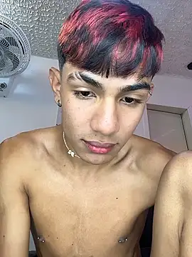 Snapshot of cherub_ chatting on 01/09/26, 08:43 cherub online show from 01/09/26, 08:43