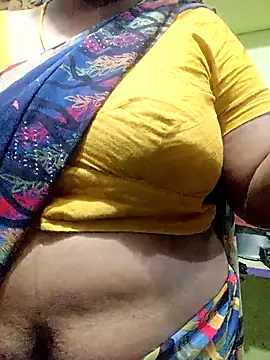 Snapshot of harinisree chatting on 11/30/25, 02:04 harinisree online show from 11/30/25, 02:04