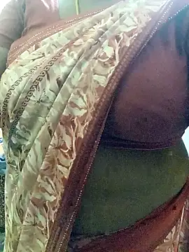 Snapshot of harinisree chatting on 12/04/25, 03:21 harinisree online show from 12/04/25, 03:21