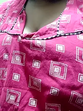 Snapshot of harinisree chatting on 12/18/25, 02:34 harinisree online show from 12/18/25, 02:34