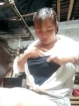 Snapshot of cogaisexy chatting on 11/05/25, 10:48 cogaisexy online show from 11/05/25, 10:48