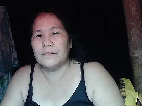 Snapshot of milagrose_rose chatting on 05/14/26, 10:55 milagrose rose online show from 05/14/26, 10:55
