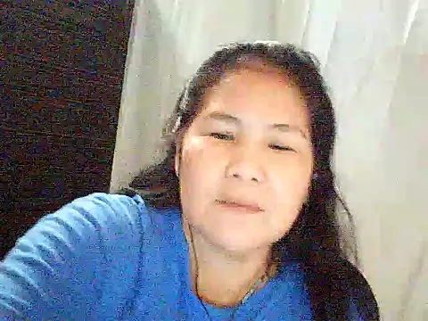 Snapshot of milagrose_rose chatting on 06/06/26, 03:44 milagrose rose online show from 06/06/26, 03:44