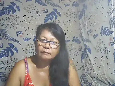 Snapshot of joy_cute chatting on 10/04/25, 04:54 joy cute online show from 10/04/25, 04:54