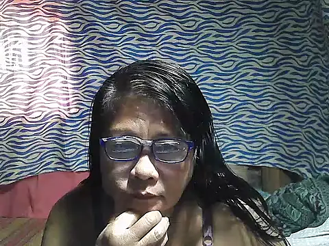 Snapshot of joy_cute chatting on 10/18/25, 01:08 joy cute online show from 10/18/25, 01:08