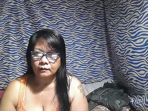 Snapshot of joy_cute chatting on 10/19/25, 11:27 joy cute online show from 10/19/25, 11:27