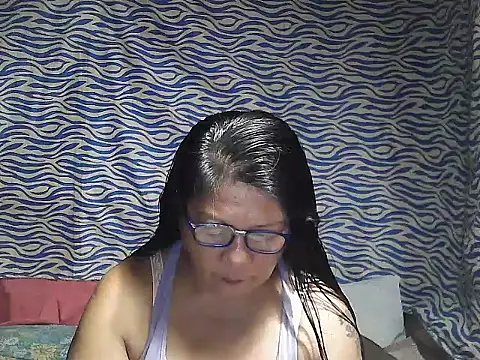 Snapshot of joy_cute chatting on 10/20/25, 11:27 joy cute online show from 10/20/25, 11:27