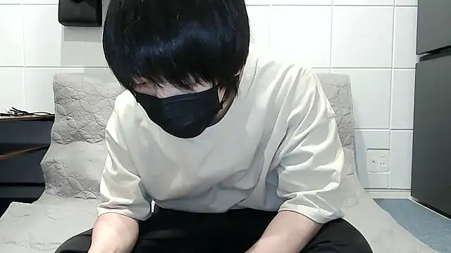 mikan kun st online show from 10/24/25, 10:55