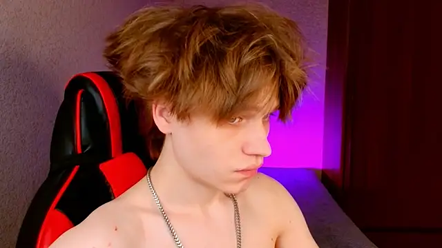 Snapshot of jeffreyue chatting on 09/29/25, 02:33 jeffreyue online show from 09/29/25, 02:33