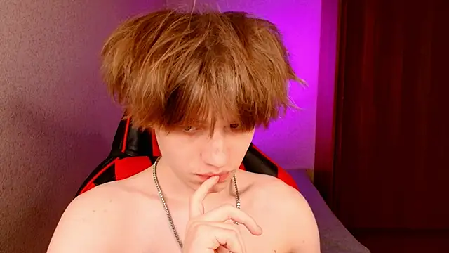 Snapshot of jeffreyue chatting on 10/11/25, 05:44 jeffreyue online show from 10/11/25, 05:44