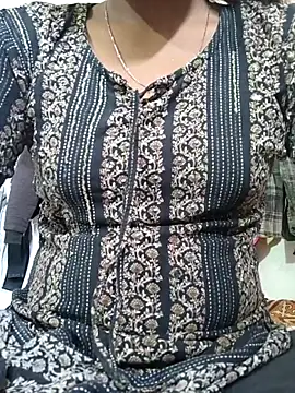 Hotty ruvi online show from 11/05/25, 08:03