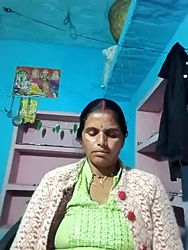 Mohni cute online show from 11/19/25, 04:07