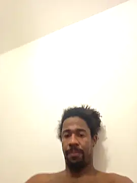 Snapshot of cracha chatting on 12/03/25, 04:09 cracha online show from 12/03/25, 04:09