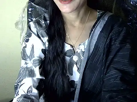 Shazi 1 online show from 12/15/25, 04:33