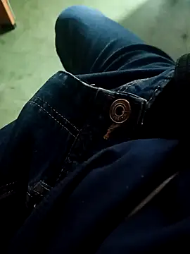 Snapshot of Mssbig chatting on 11/12/25, 11:14 Mssbig online show from 11/12/25, 11:14