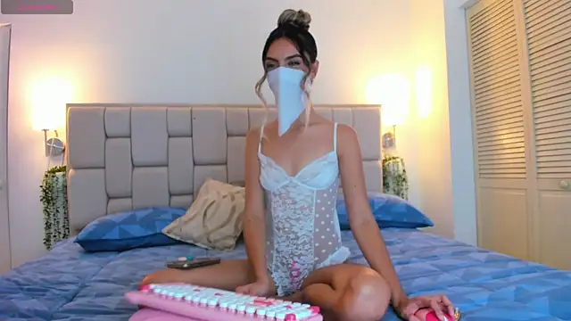 dalila alii online show from 11/27/25, 03:36