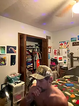 Amatueranon online show from 10/16/25, 01:39