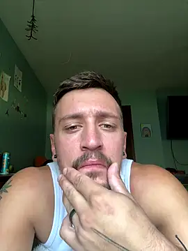 Amatueranon online show from 10/20/25, 01:11
