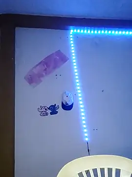 Snapshot of Alixkil chatting on 11/02/25, 09:17 Alixkil online show from 11/02/25, 09:17