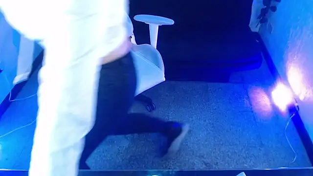 Snapshot of Lexy_Storm_18 chatting on 12/13/25, 07:53 Lexy Storm 18 online show from 12/13/25, 07:53