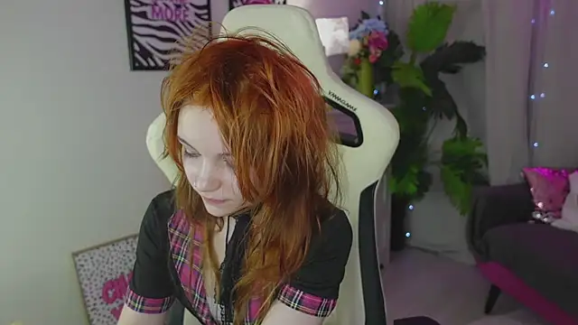 Staymonica online show from 02/12/26, 01:28