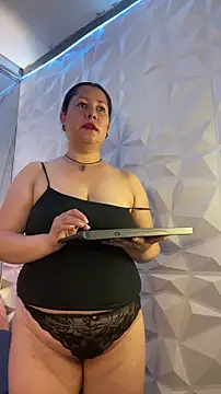 Marianasmitt online show from 10/27/25, 11:47