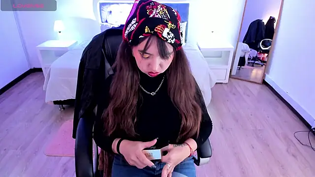 Snapshot of Scarlett__Cooper__ chatting on 01/19/26, 12:31 Scarlett Cooper online show from 01/19/26, 12:31