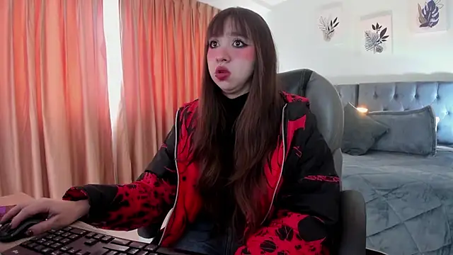 Snapshot of Scarlett__Cooper__ chatting on 02/21/26, 01:34 Scarlett Cooper online show from 02/21/26, 01:34